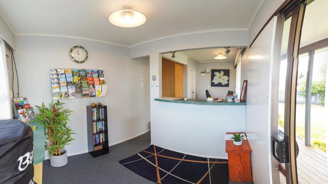 Fiesta Court Motel Whanganui Ngoại thất bức ảnh