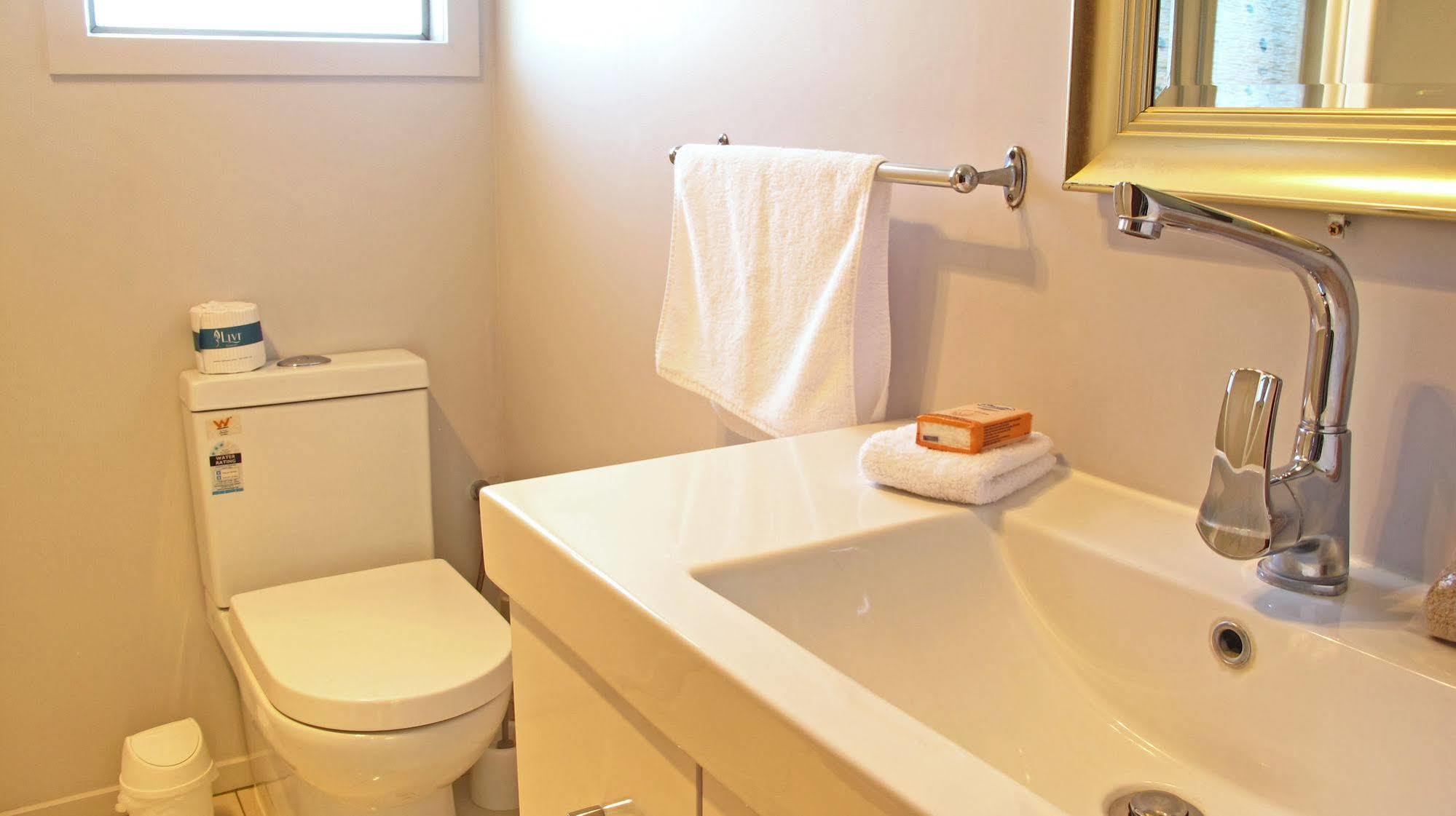 Fiesta Court Motel Whanganui Ngoại thất bức ảnh